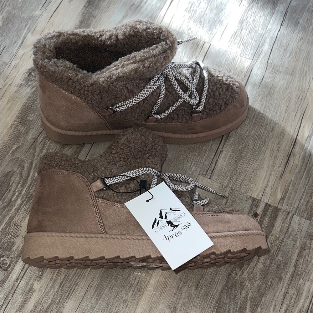 Apres Ski Women's Tan Boots